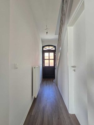 Saniertes Stadthaus im Zentrum von Frechen als Erstbezug