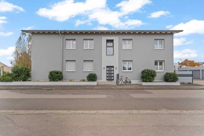 Attraktive 3-ZKB-Wohnung im sanierten Mehrparteienhaus mit Balkon und Garage!