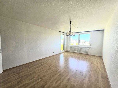 Preiswert-schöne 3,5  Zimmerwohnung mit Aufzug und Balkon!