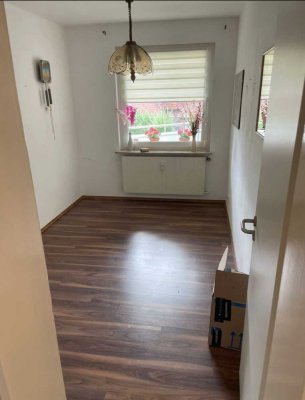 Freundliche 4-Raum-Wohnung mit EBK und Balkon in Wunstorf