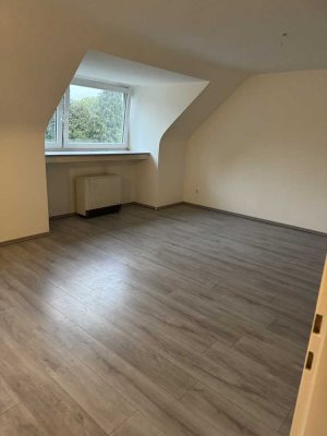 Gemütliche 1-Raum-Wohnung mit Einbauküche und Gartenmitbenutzung