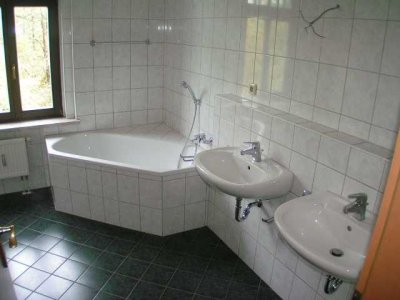 Werdau-Süd, 5-Zimmer-Whg., zentrumsnah, 2 Bäder