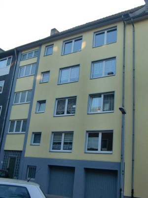 Schöne 4-Raum-Wohnung in Hochparterre von privat