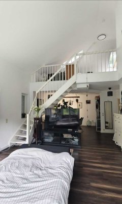 Maisonette in ruhiger Lage in Nauborn mit offener Küche, 1 Schlafzimmer, Galerie, 2 Bädern