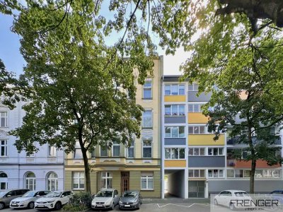 RESERVIERT! Charmante 2-Zimmer-Dachgeschosswohnung mit Aufzug in Düsseldorf-Oberbilk