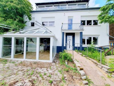Einfamilienhaus in Saarlouis-Lisdorf / Mehrgenerationenhaus oder Haus mit Büroetage