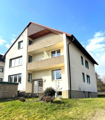*** Toplage im Dortmunder Süden: Solides Mehrfamilienhaus mit Garten und  3 Garagen ***