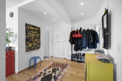 MODERNES KÜNSTLER-LOFT MIT STIL – 4,5 ZI., TERRASSE, STELLPLATZ & CITYNÄHE AM MAIN