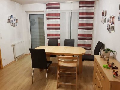 Neuwertige 4-Zimmer-Wohnung mit Balkon und Einbauküche im nördlichen Oberallgäu (Kreis)