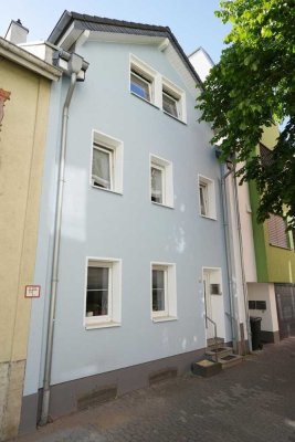 Ideal für Familien und Kapitalanleger - Charmantes Reihenmittelhaus in Andernach