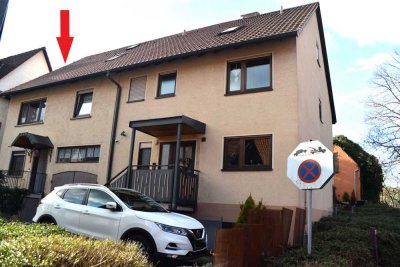 1-Fam.-Wohnhaus (DHH) mit innenliegender Garage