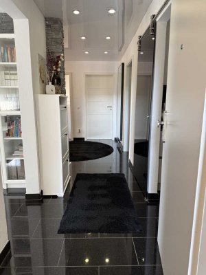 Komplett sanierte 3,5 Zimmer Wohnung inkl. Möbel in LU-Süd“ (Provisionsfrei)