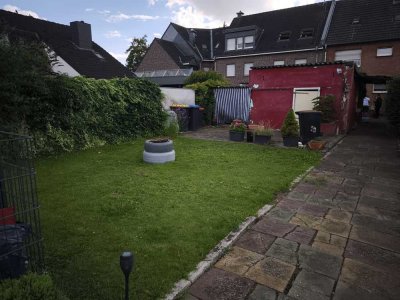 Schöne 2-Zimmer-Wohnung mit Gartenmitbenutzung und Stellplatz – ab 01.10.2025