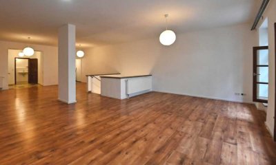 Urbanes Loft im Herzen Landaus