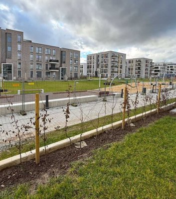 Helle 2-Zimmer-Wohnung mit Abstellraum, Terrasse und großzügigem Gartenanteil