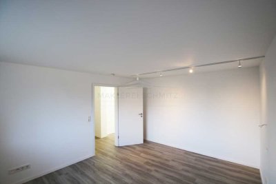 Saniert und bezugsfertig! 2-Zimmerwohnung mit Terrasse und Stellplatz in zentrale Lage von Hennef