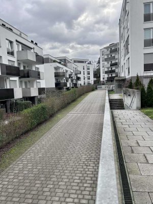 Teilmöb. 4,5-Z. Wohnung mit Garten, 2 Stellplätze(Wallbox), EBK neben S-bahn Bf Backnang