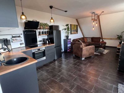 Helle moderne Maisonette-Wohnung mit Penthouse-Feeling im zeitgemäßen Stil +Tiefgaragenstellplatz!