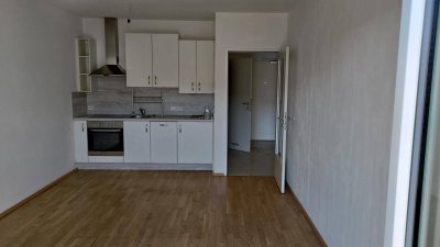 Neubau im Zentrum, 65m² inkl. Loggia, 5. Stock, Innenhoflage, 2 Zimmer, Einbauküche, Fußbodenheizung, Garage