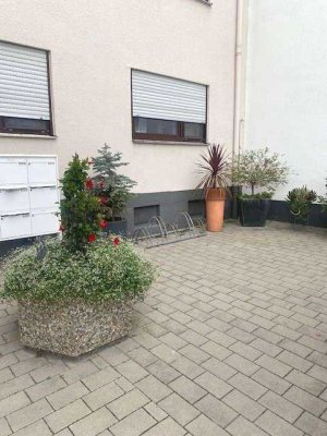 Oftersheim attraktive 4 Zimmer Wohnung mit großem Balkon