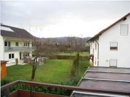 Zentrale 2-Zimmer Wohnung in Bühl mit Balkon, Garage, Stellplatz und Einbauküche