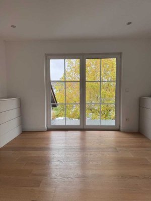 SCHMUCKSTÜCK IN TIEFENBRONN