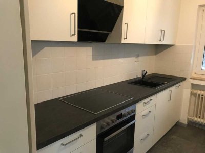 Helle, sehr schöne 4-Zi.-Wohnung mit Einbauküche in Rommelshausen im Remstal