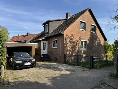 viel Platz für die Familie - 5-Zimmer-Ein-/Zweifamilienhaus in Horneburg
