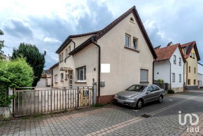 Viel Platz und sichere Mieteinnahmen - Zweifamilienhaus in Großkrotzenburg