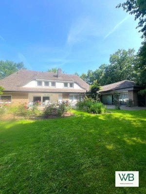 Exklusive historische Villa mit Schwimmbad in bester Lage von Ehmen