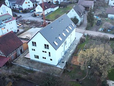 Energieeffizientes Reihenendhaus für direkten Erstbezug in Weinsberg-Grantschen