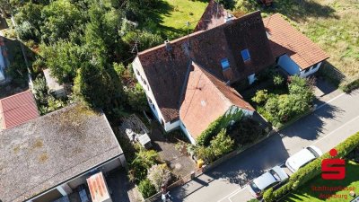 Sanierungsbedürftige Doppelhaushälfte