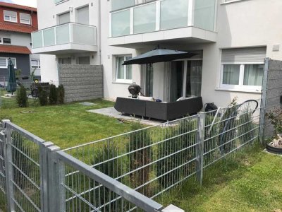 Attraktive 2-Zimmer Wohnung mit Garten, Aufzug und TG-Stellplatz, PROVISIONSFREI