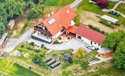 JENNERSDORF - MEHRFAMILIENHAUS mit extra BAUGRUND im Grünen