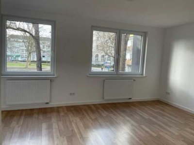 Schicke, sanierte 2 Zimmer Wohnung