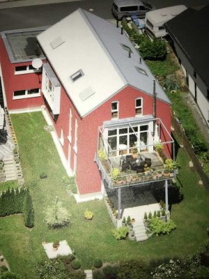 Top Architektur, zentral, Südlage, Einbauküche, Terrasse, Garten, Stellplatz