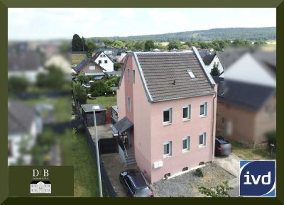 Freistehendes Einfamilienhaus mit Einliegerwohnung in Bad Münstereifel-Arloff