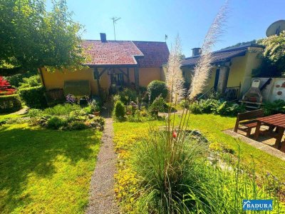 Bezirk Baden - Wohnhaus in Berndorf auf sehr großem Grund (ca. 2.660m²) - mit Wald!!!