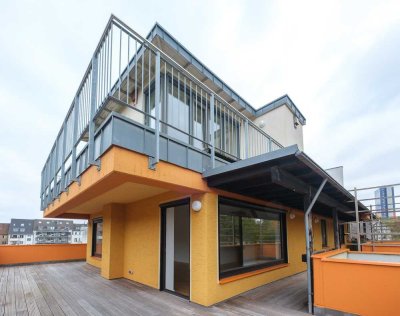 Luxuriöse 5-Zimmer-Maisonette-Wohnung (138 qm) mit 120 qm Dachterrassen in Köln-Neuehrenfeld