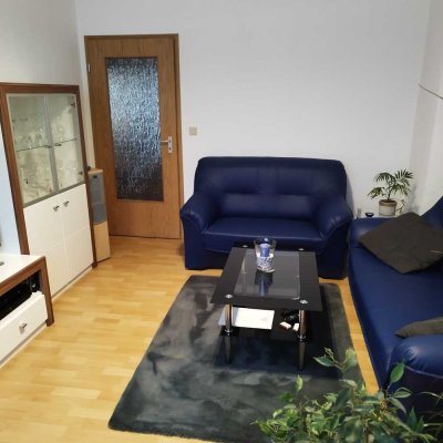 Gepflegte 2-Zimmer-Wohnung mit Balkon in Duisburg-Wanheimerort