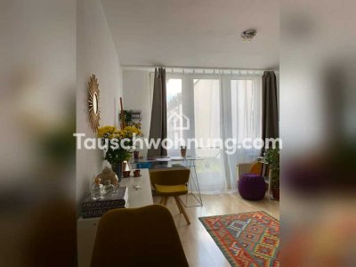 Tauschwohnung: Helle Einzimmerwohnung, Kleine gegen größere Wohnung