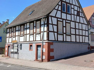 Günstiges, gepflegtes 4-Raum-Einfamilienhaus mit EBK in Michelstadt
