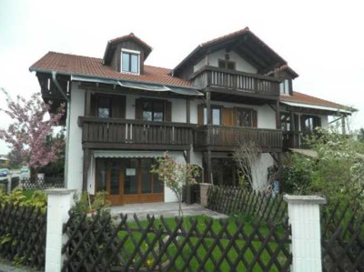 freundliches, modernes 6-Zimmer-Reihenendhaus mit gehobener Innenausstattung in Bruckmühl