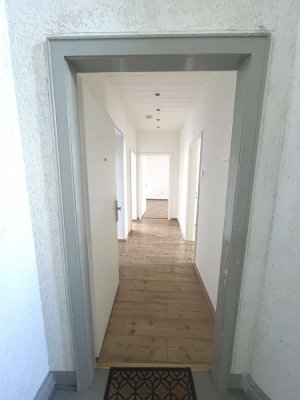 Helle 2,5-Zimmer-Wohnung mit großzügigem Schnitt in Hattingen