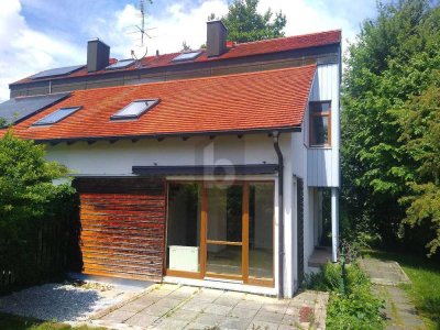 FAMILIENIDYLLE: TOP GEPFLEGT & VIEL PLATZ