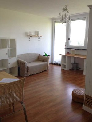 Helle und gepflegte 1-Zimmer-Wohnung mit Blick über den Wiesengrund