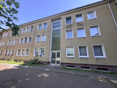 Achtung !! 2 Monate Kaltmiete sparen // 2 Zimmer Wohnung in ruhiger Lage im 1. OG