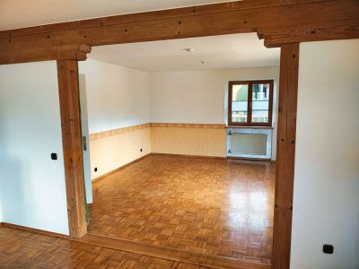 Freundliche und modernisierte 1-Raum-Wohnung mit EBK in Pfronten