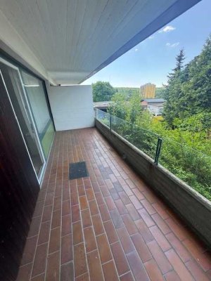 1 Zimmer Wohnung ( Whg.Nr.10 ) mit Küchenzeile und gr. Balkon in Böblingen ( Tannenberg )