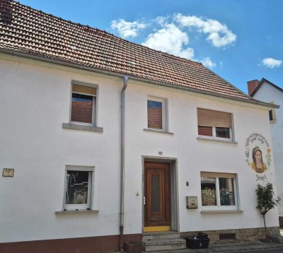 Top-Angebot ! Bezugsfreies modernisiertes Einfamilienhaus